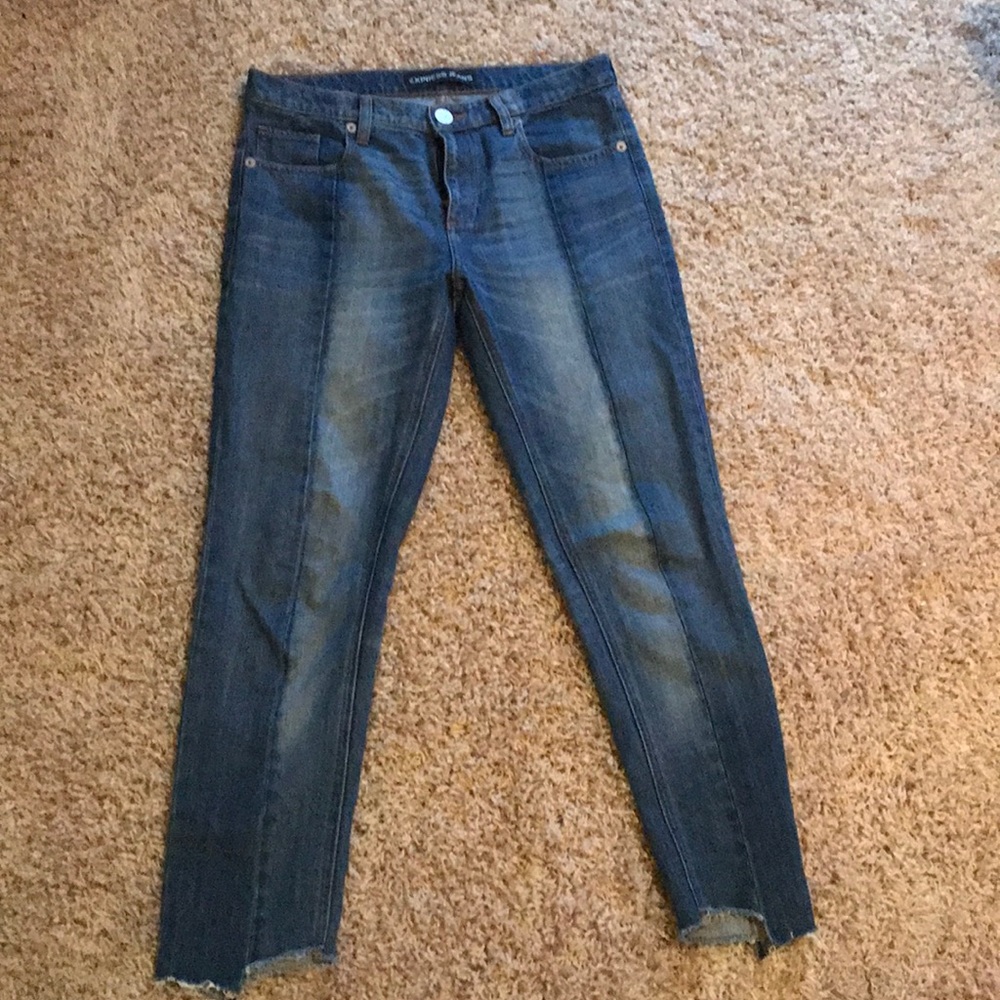 High waisted jeans
